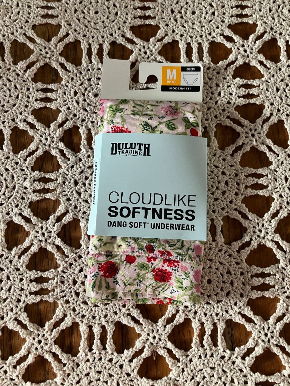 New Women’s Sz. M Duluth Trading Cloudlike Softness Dang Soft Underwear Briefs